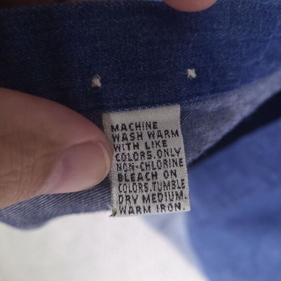 TGI Friday's Shirt Mens XL‎ 16 - 32/33 Blue Chambray Button Down Long Sleeve - Picture 14 of 14